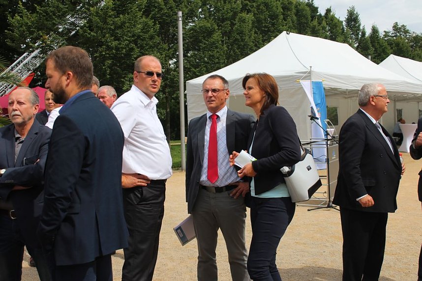 24 wertvolle "Kutschen" &uuml;bergeben