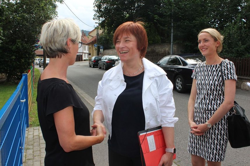 Staatssekret&auml;rin in Kita