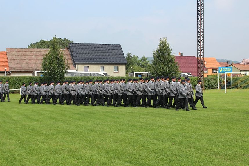 Feierliche  Vereidigung in Berka