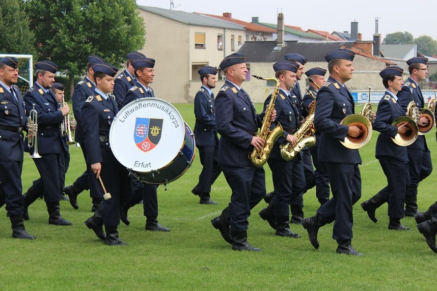 Feierliche  Vereidigung in Berka