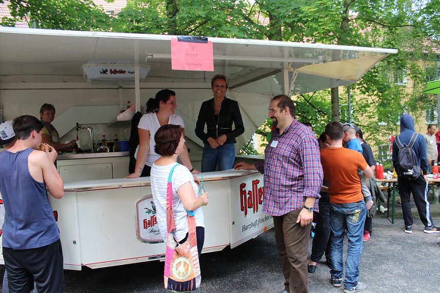 Der Apfel bleibt dran!