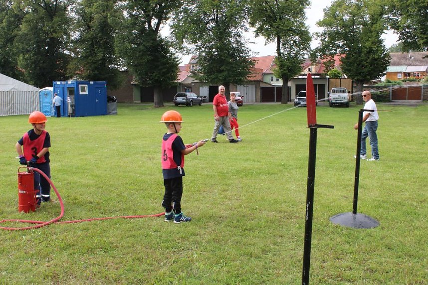  Vereine feiern mit den Kameraden der FFW