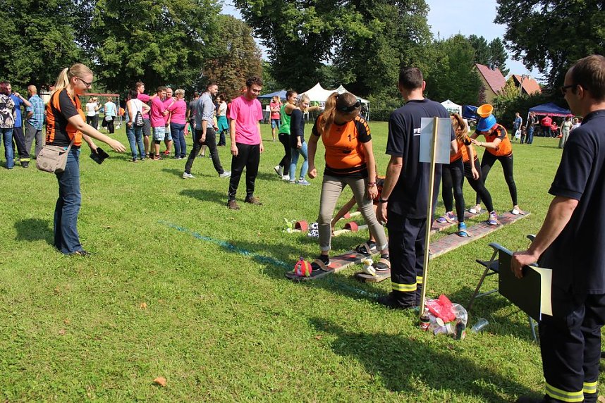  Vereine feiern mit den Kameraden der FFW