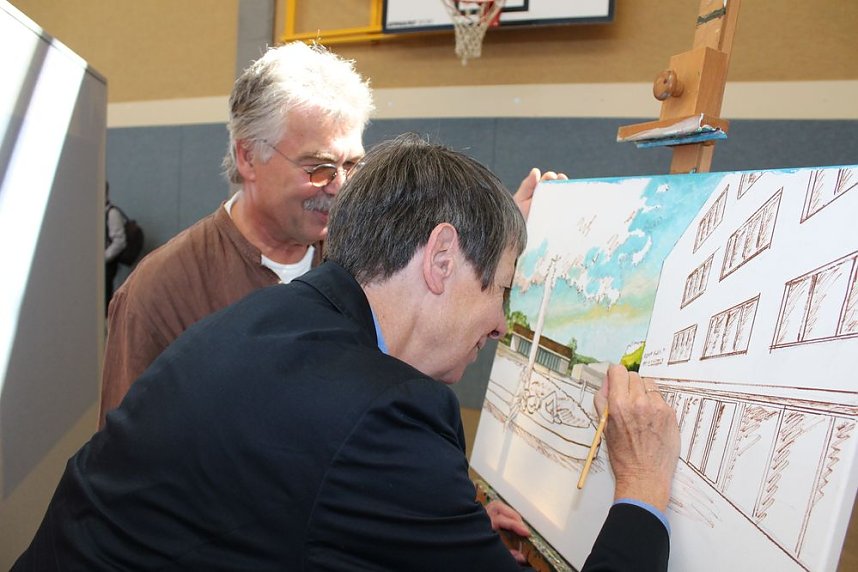 Feierlicher Spatenstich