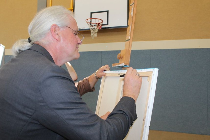 Feierlicher Spatenstich