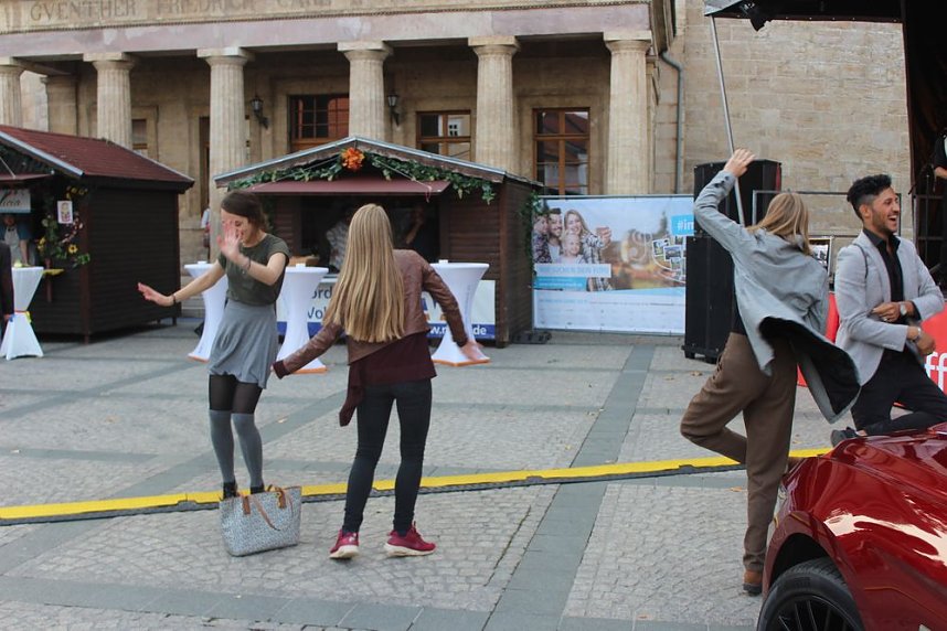 Weinprinzessin Shantel I. gekr&ouml;nt