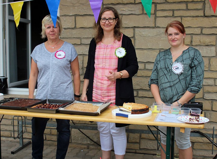 Neben G&ouml;ldner gefeiert