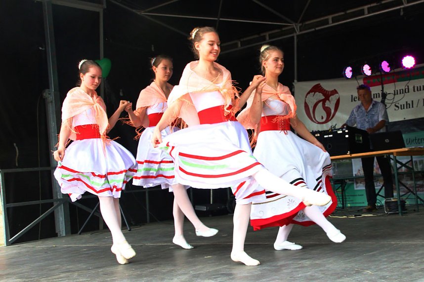 Eleven des Tanzstudios Radeva...