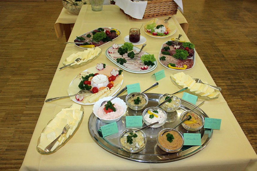 International gefr&uuml;hst&uuml;ckt