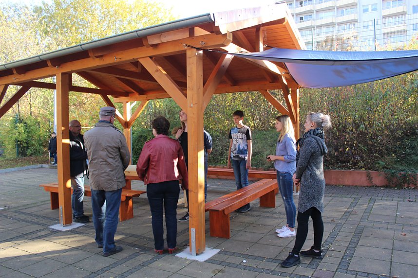 Tisch f&uuml;r Lesegarten