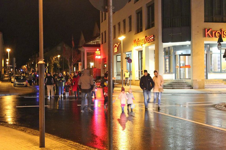 &Ouml;kumenische Martinsfeier durchgef&uuml;hrt