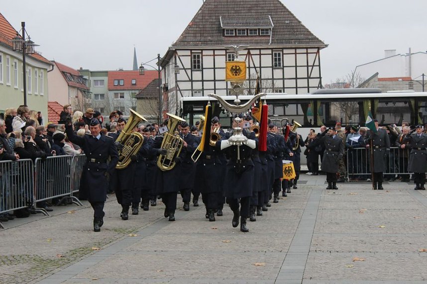 Soldatinnen und Soldaten vereidigt