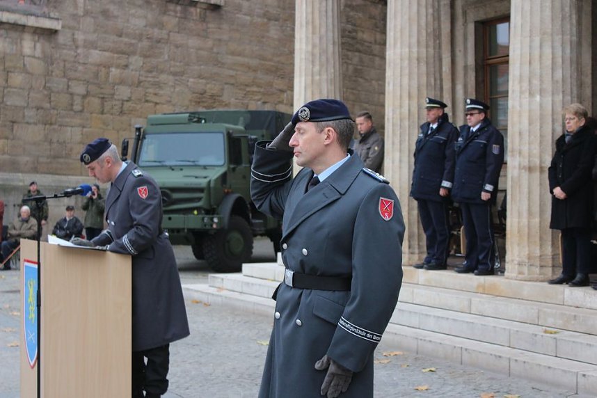 Soldatinnen und Soldaten vereidigt