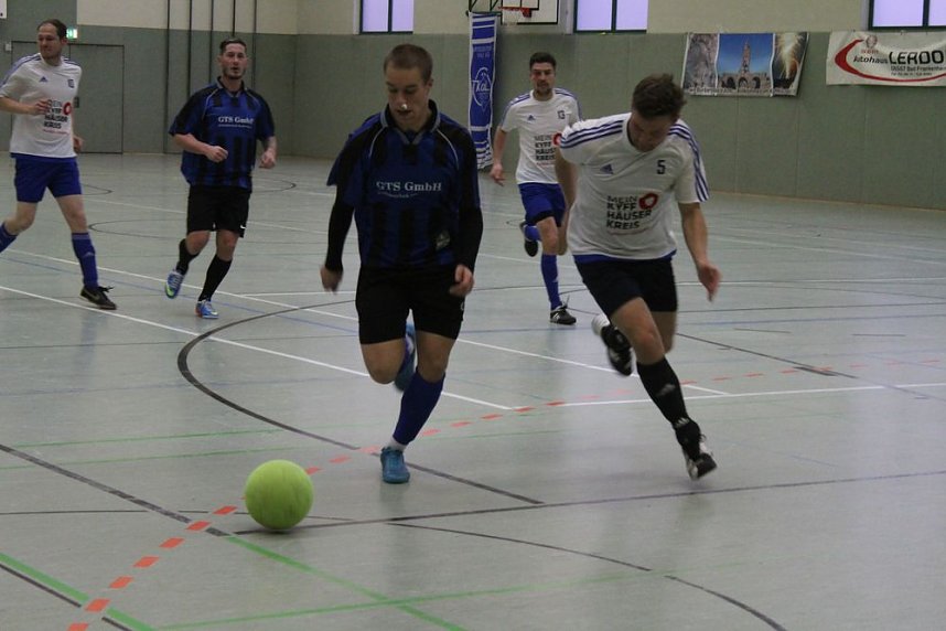 Cup-Verteidiger wurde gefordert