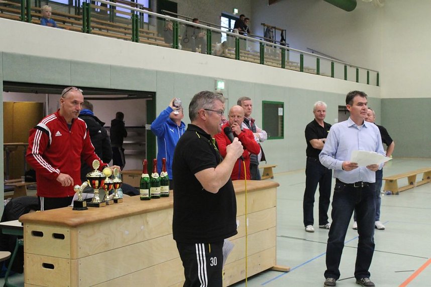 Cup-Verteidiger wurde gefordert