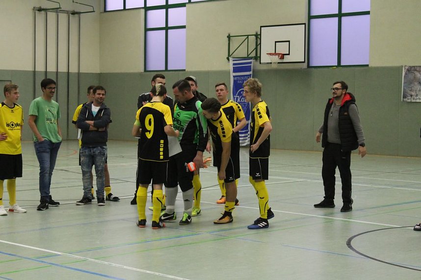 Cup-Verteidiger wurde gefordert