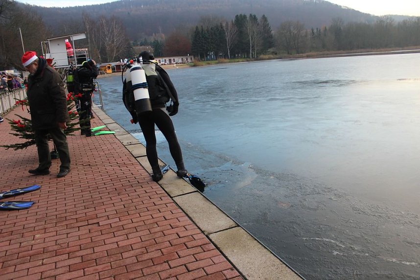 4. Weihnachtsmarkt am Bebraer Teich
