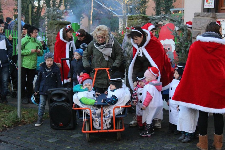 Weihnachtsmarkt an der Kindervilla