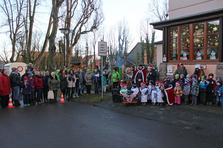 Weihnachtsmarkt an der Kindervilla