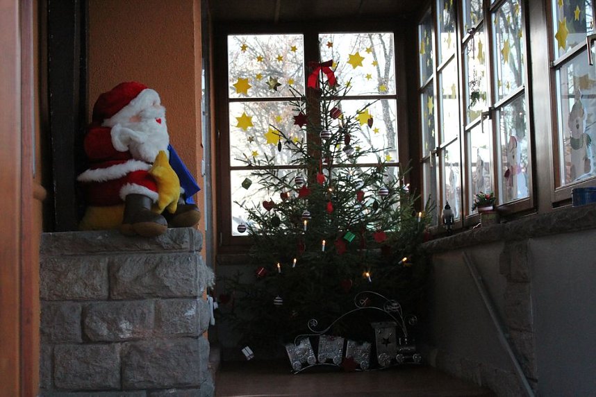 Weihnachtsmarkt an der Kindervilla