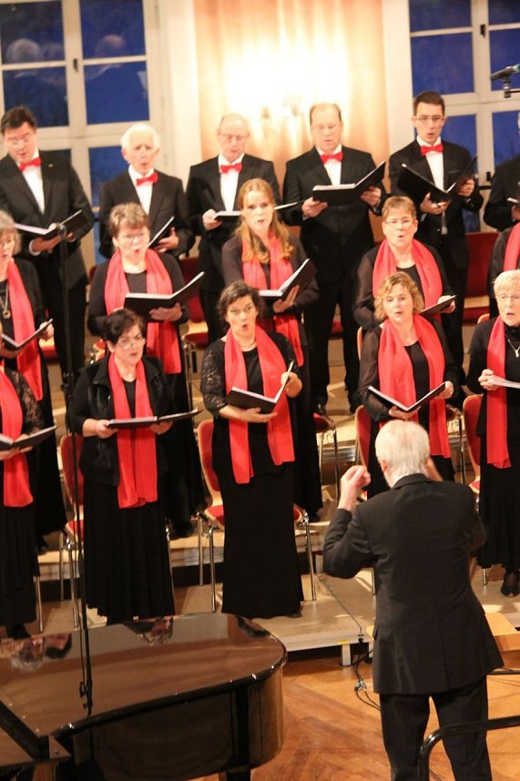 Weihnachtswunsch: Friede und Menschlichkeit