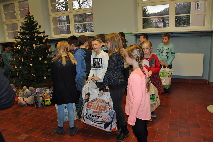 Kinder spenden f&uuml;r die Tafel