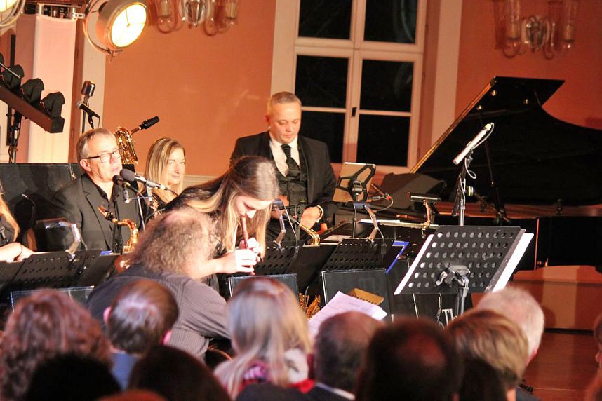 Stehende Ovationen im Achteckhaus