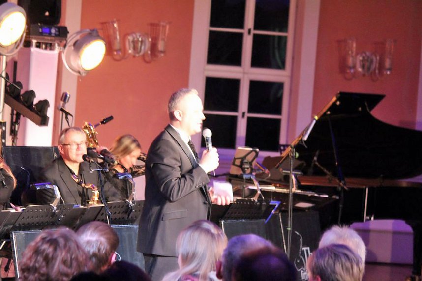 Stehende Ovationen im Achteckhaus