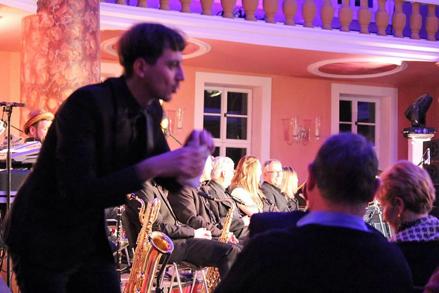 Stehende Ovationen im Achteckhaus