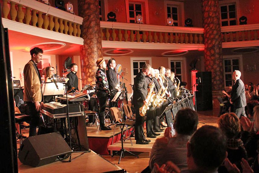 Stehende Ovationen im Achteckhaus