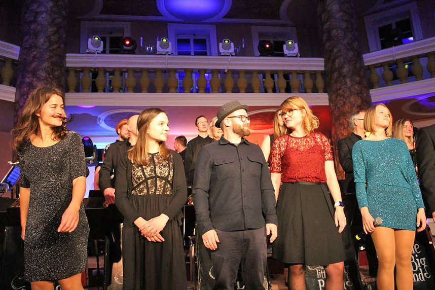 Stehende Ovationen im Achteckhaus