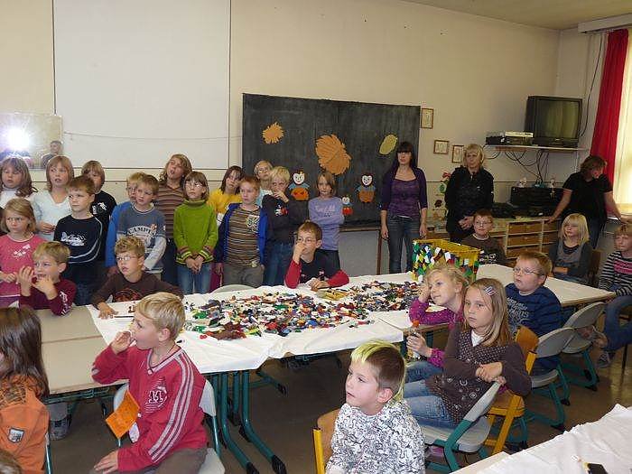 PC-&Uuml;bergabe an Grundschule Heldrungen