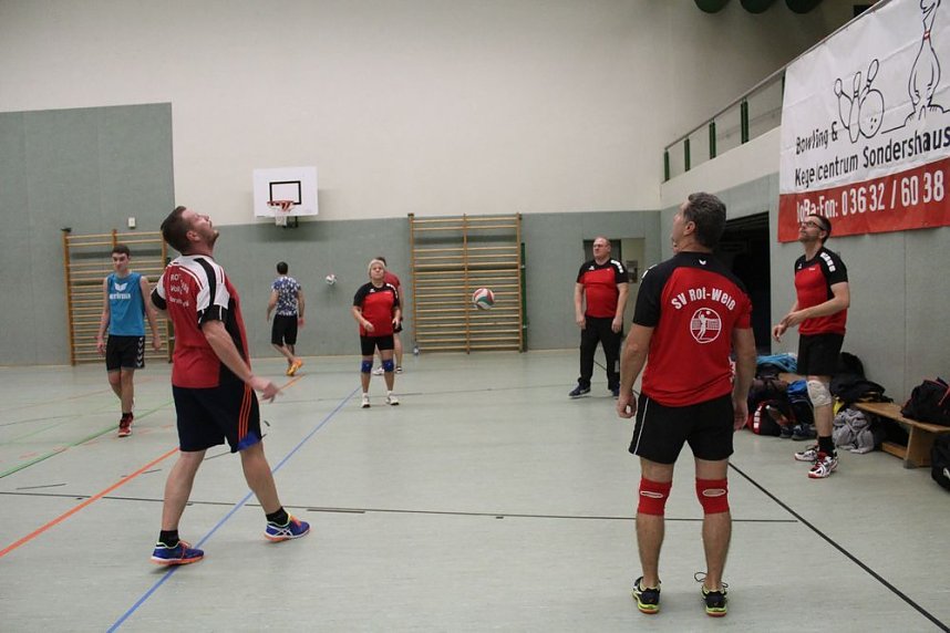 Volleyballturnier mit Rekordbeteiligung gestartet