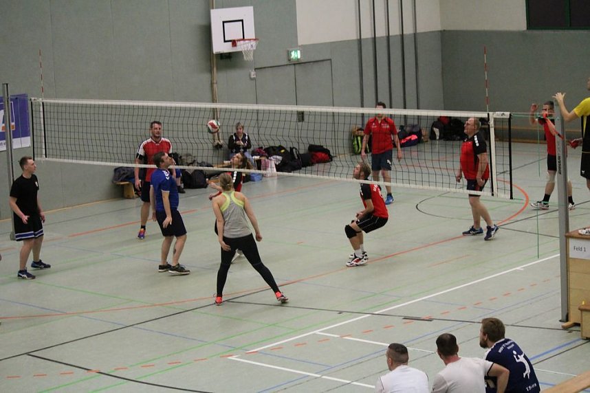 Volleyballturnier mit Rekordbeteiligung gestartet