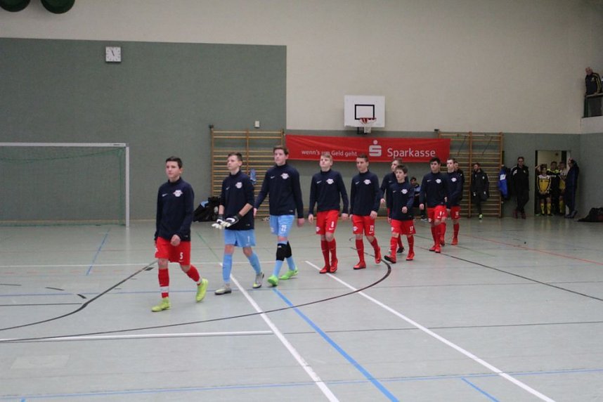 Stark besetzter 5. Allianz-Hallencup begonnen