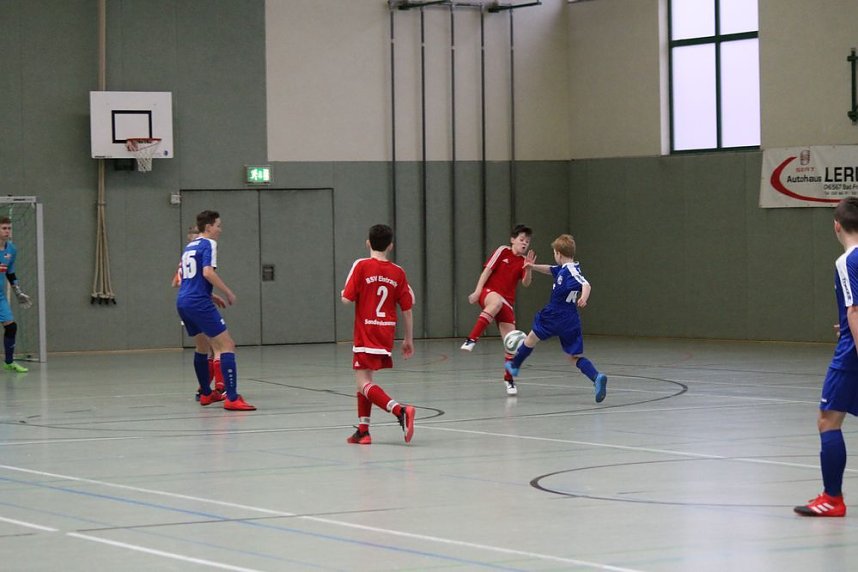 Stark besetzter 5. Allianz-Hallencup begonnen