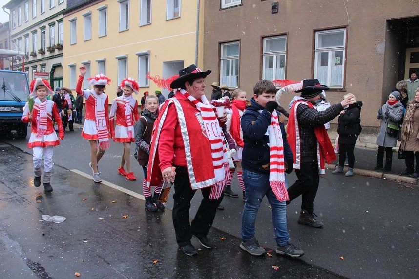 Rosenmontagsumzug in Sondershausen (2) 
