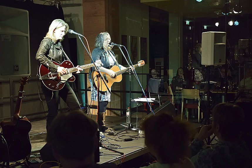 Zum Konzert von THE LYNNeS aus Kanada