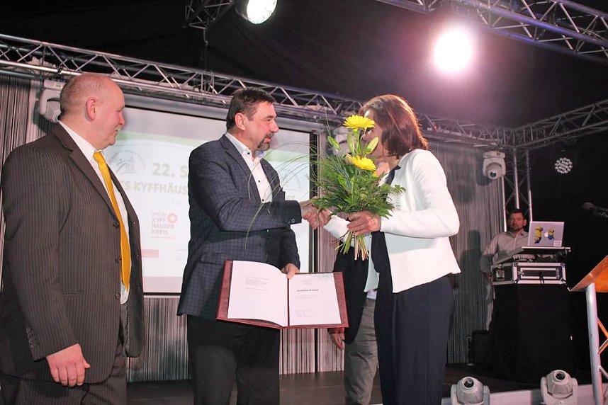 Schauprogramm, Ehrenamtspreise und mehr bei Sportgala