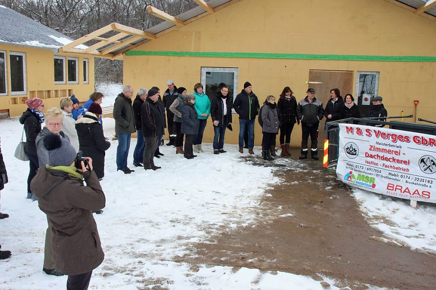 Richtfest f&uuml;r neue Bungalows im Ferienpark