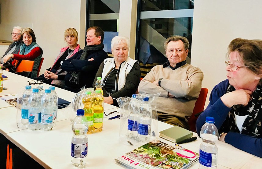 B&uuml;rgermeisterkandidatin bei Kleing&auml;rtnern