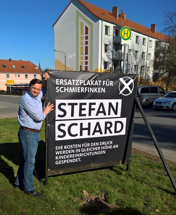 Erneut gro&szlig;fl&auml;chige Beschmierung von Wahlplakaten
