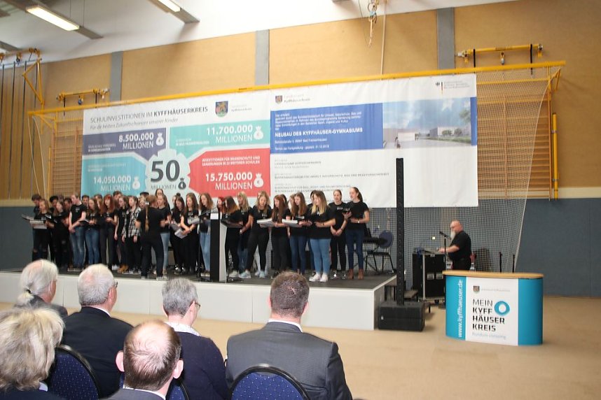 Feierliches Richtfest am Kyffh&auml;usergymnasium