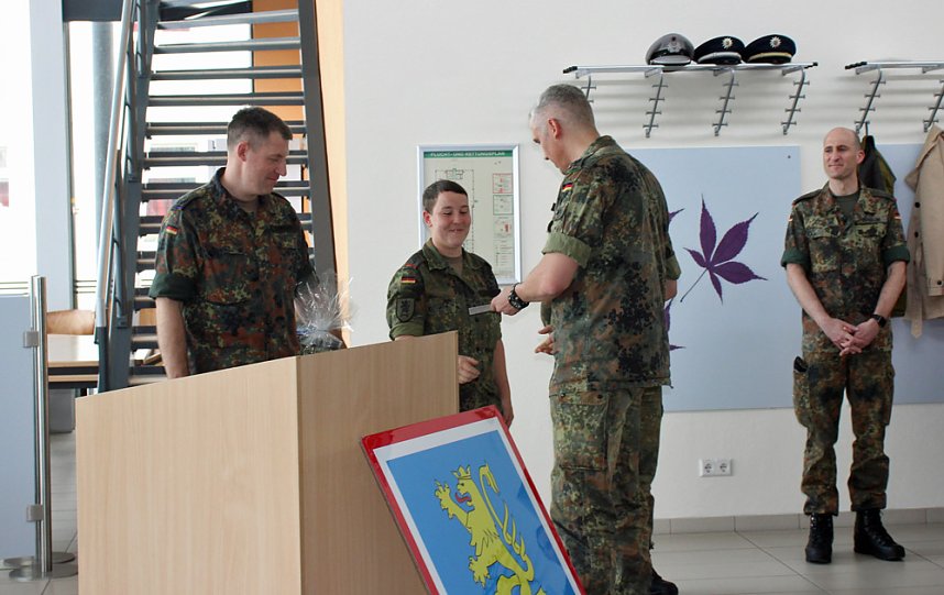 Aus der Region verabschiedet und empfangen