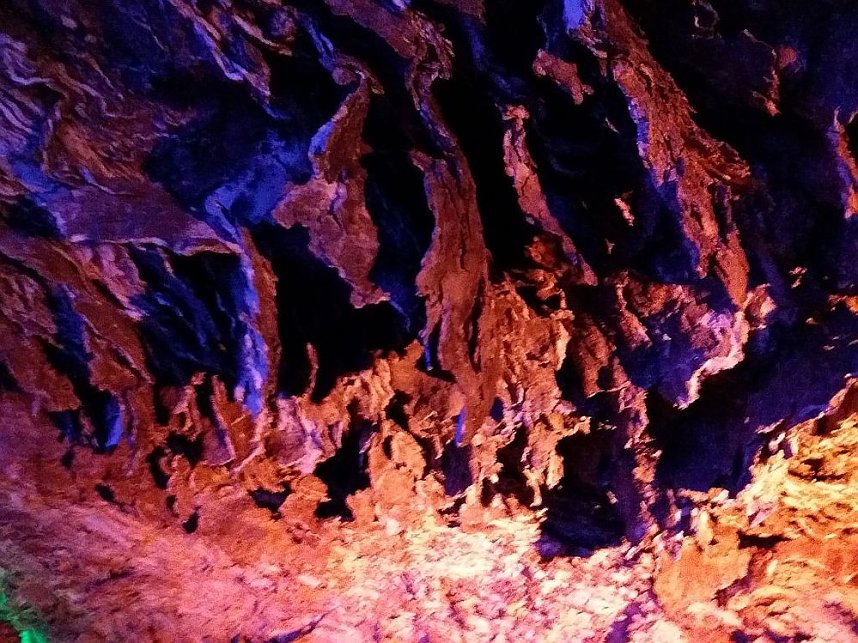 Lichterwelten in der Barbarossah&ouml;hle
