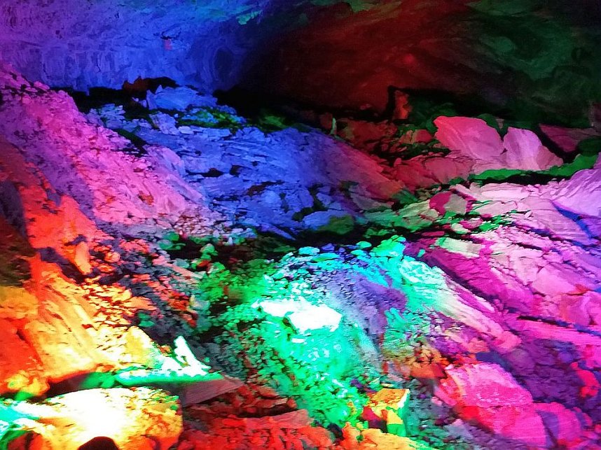 Lichterwelten in der Barbarossah&ouml;hle