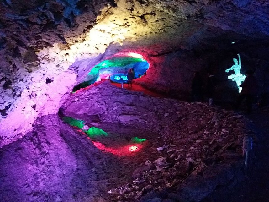 Lichterwelten in der Barbarossah&ouml;hle
