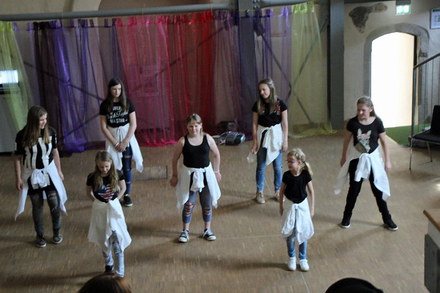 Augen zu und tanz!