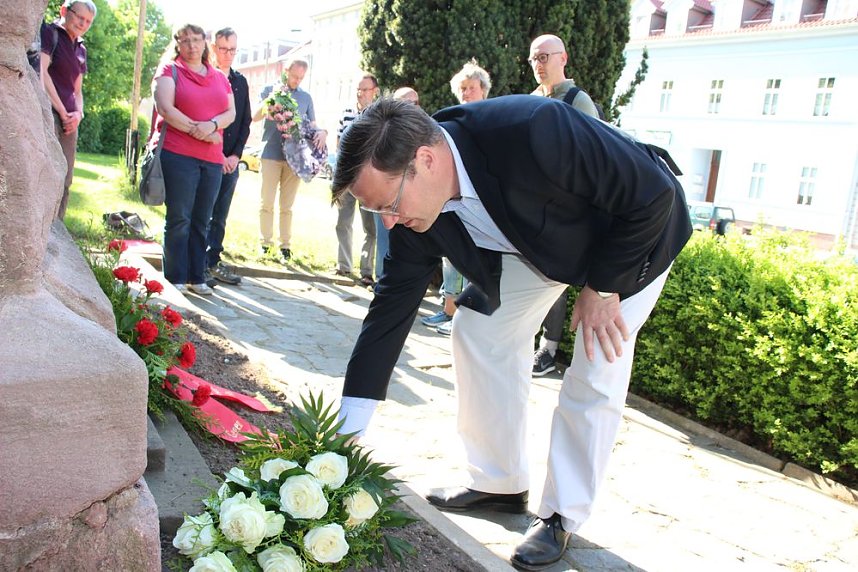 Dem 73. Jahrestag der Befreiung Deutschlands gedacht