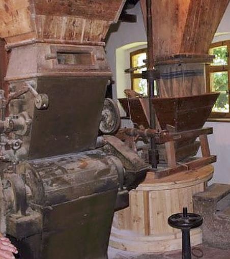 Massenansturm beim Hoffest in Greu&szlig;en